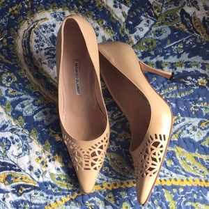 Nude leather manolo blahnik heels